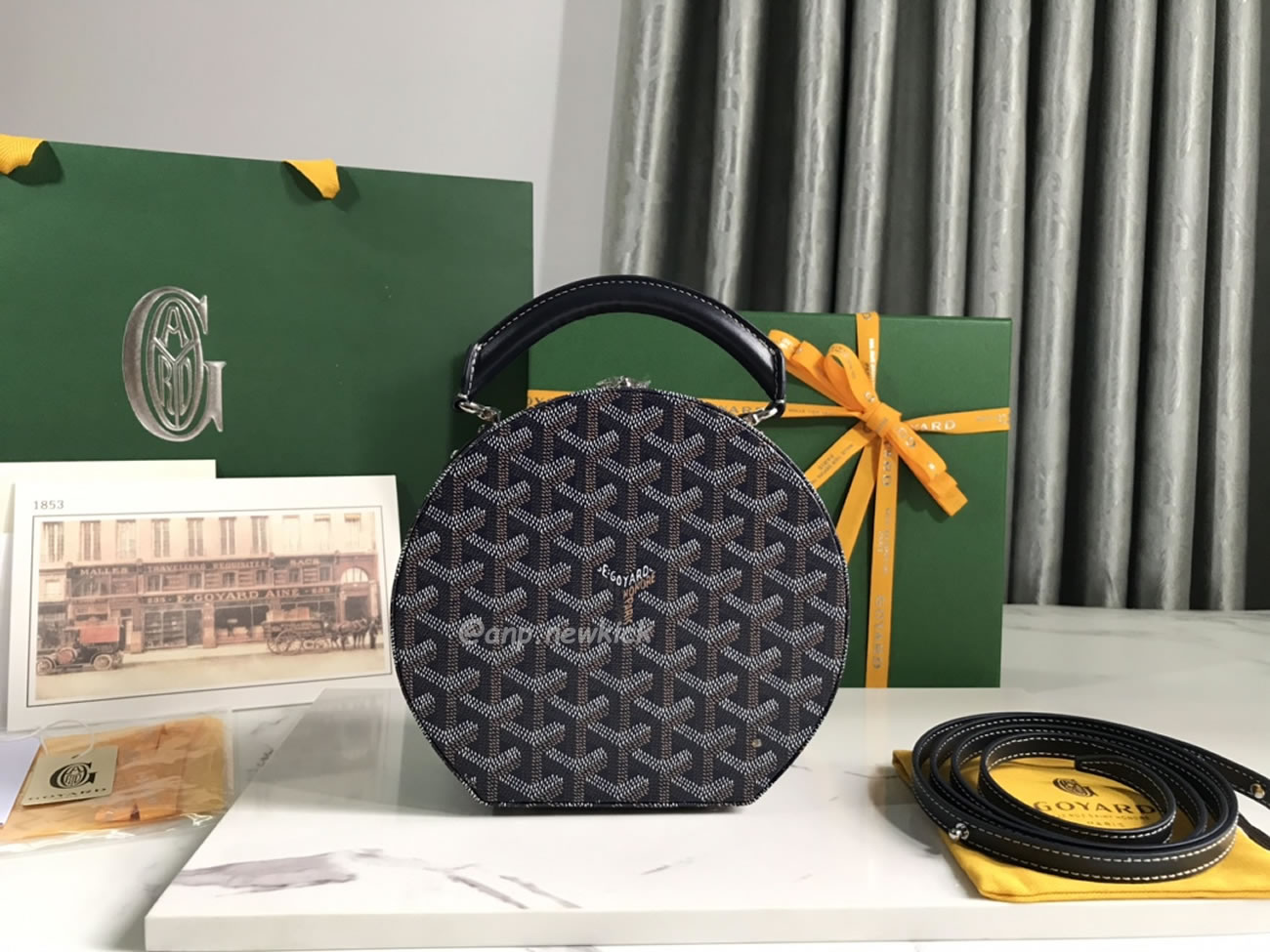 Goyard Alto Hat Box Bag 16.5 Cm X 7 Cm X 18 Cm (9) - newkick.app